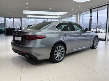 Alfa Romeo Giulia II Sedan Facelifting 2.0 Turbo 280KM 2020 Alfa Romeo Giulia Q4 Veloce / Kamera cofania / And, zdjęcie 3