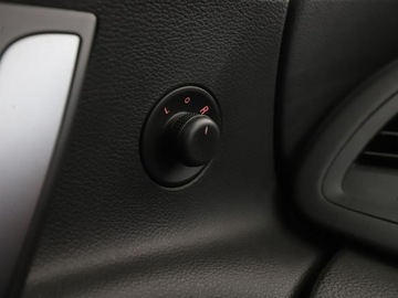 Opel Astra J Sports Tourer Facelifting 1.6 CDTI ecoFLEX 110KM 2015 Opel Astra PDC grzane fotele klima auto tempomat, zdjęcie 32