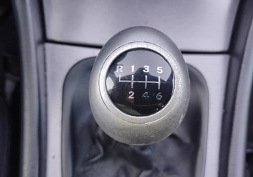 Mercedes CLC 1.8 (180 Kompressor) 143KM 2009 Mercedes-Benz CLC 2009r, 1.8Benzyna. Lekko uszkodzony lewy bok. Jezdzi., zdjęcie 14