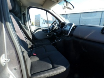 Renault Trafic III Furgon 1.6 Energy dCi 145KM 2017 Renault Trafic passenger 9 osobowy, zdjęcie 2