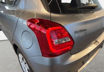 Suzuki Swift VI Hatchback Facelifting 1.2 DualJet SHVS 83KM 2021 Suzuki Swift VAT 23 Premium 1.2 hybrid 83KM M5 2021 r., Salon PL, I wlasci, zdjęcie 10