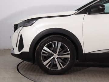 Peugeot 3008 II Crossover Facelifting  1.2 PureTech 130KM 2021 Peugeot 3008 1.2 PureTech, Salon Polska, zdjęcie 14