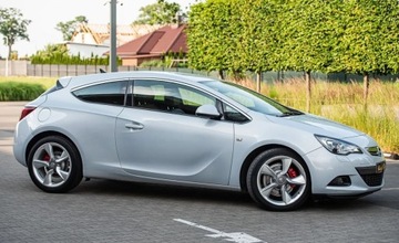 Opel Astra J Hatchback 5d 2.0 CDTI ECOTEC 165KM 2012 Opel Astra 2.0CDTI 165KM GTC Skora Xenon Navi alu 19 Serwis Gwarancjia, zdjęcie 2