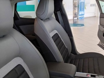 Citroen C4 IV 2025 Od ręki - Collection eDCT6 1.2 mHEV 145KM / Pakiet Zimowy, zdjęcie 4