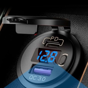 Ładowarka samochodowa USB QC 3.0 USB-C C PD gniazdo zapalniczki Woltomierz