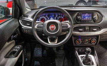 Fiat Tipo II Sedan 1.4 95KM 2018 Fiat Tipo 1.4 16v Lounge 1.4 Benzyna 95KM, zdjęcie 5