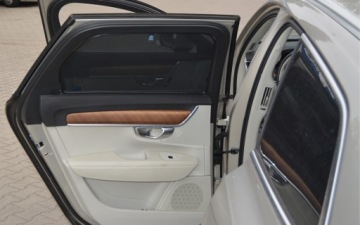 Volvo v90 Kombi Shutains с 2016-