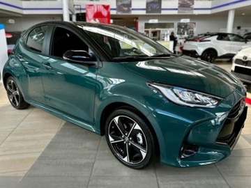 Toyota Yaris IV Hatchback Facelifting 1.5 Hybrid Dynamic Force 130KM 2025 Od ręki - Executive 1.5 Hybrid 130KM | Podgrzewane fotele!, zdjęcie 2