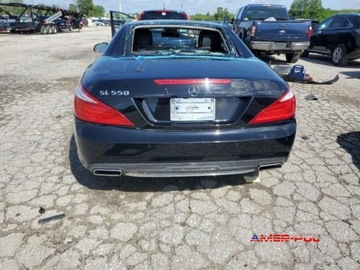 Mercedes SL R231 2013 Mercedes-Benz SL 2013 r., 4,6L SL 550 4.6 Benzyna 429KM, zdjęcie 4