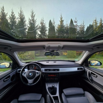 BMW Seria 3 E90-91-92-93 Touring E91 2.0 320i 150KM 2005 BMW 320 Seria 3 E90/E91/E92/E93 2.0 Benzyna, zdjęcie 38