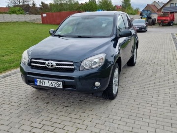Toyota RAV4 III MPV 2.2 16V D-4D 177KM 2006 Toyota RAV-4 2.2d Cat 177KM 4X4 Skóra Navi Kamera, zdjęcie 1