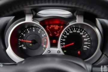 Nissan Juke I SUV Facelifting 1.6i 117KM 2015 Nissan Juke LIFT ! Tekna 1.6i 117KM Automat !, zdjęcie 30