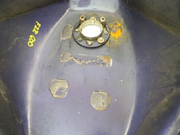 ЗАПРАВКА БАКА YAMAHA FZR 600 НАВЕРХ