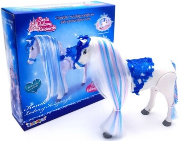 ЛОШАДЬ ЛЕДЯНОЙ ПРИНЦЕССЫ ХОДИТ И ИЗДАЕТ ЗВУКИ