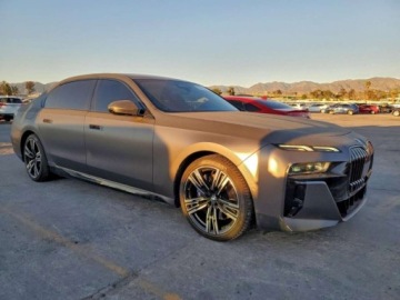 BMW Seria 7 G70 2023 BMW Seria 7 740, 2023r., 3.0L 3.0 Benzyna 375KM, zdjęcie 1