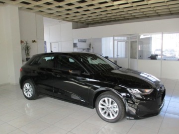 Audi A3 8Y Sportback Facelifting 1.5 30 TFSI 116KM 2026 AUDI A3 TFSI Hatchback (116 KM) 2026, zdjęcie 3