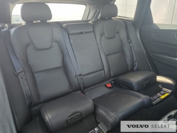 Volvo XC60 II 2025 Volvo XC 60 FV23 Ultra Black B5 250KM AWD ACC BLIS, zdjęcie 16