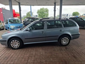 Skoda Octavia II Kombi 1.6 MPI 102KM 2006 Skoda Octavia Piekna klimatyzacja bez rdzy 1.6 Benzyna 102KM, zdjęcie 16