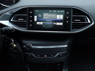 Peugeot 308 II SW 1.2 PureTech 130KM 2014 Peugeot 308 1.2 PureTech, Navi, Klima, zdjęcie 14