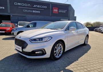 Ford Mondeo V Sedan Facelifting 2.0 EcoBlue 190KM 2020 Ford Mondeo 2.0 Ecoblue 190KM Titanium Salon PL FV23 2.0 Diesel 190KM, zdjęcie 3