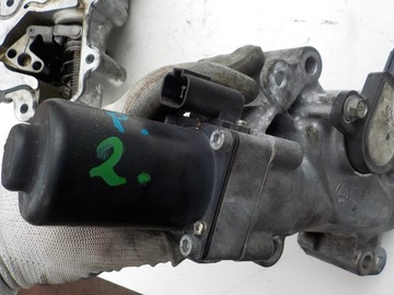 NISSAN 370Z 3.7 V6 SEŘIZOVACÍ VAČKY(ROZVODU) LEVÝ PRAVÝ