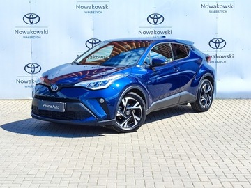 Toyota C-HR I Crossover Facelifting 1.8 Hybrid 122KM 2023 Toyota C-HR 1.8 Hybrid Style