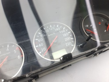 NISSAN X-TRAIL T30 2004 PŘÍSTROJOVÁ DESKA BUDÍKY