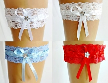 Свадебная подвязка из синего кружева