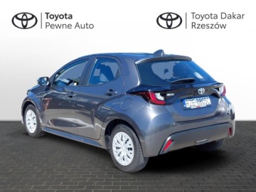 Toyota Corolla XII Sedan 1.5 VVT-i 125KM 2022 Toyota Yaris 1,5-Dual-VVT-iE IV (2020-) TOYOTA Yar, zdjęcie 2