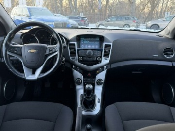 Chevrolet Cruze Hatchback 5d 2.0 VCDI 16V DOHC 163KM 2011 Chevrolet Cruze 2.0 163kM Nawigacja ! Podgrzewane, zdjęcie 18