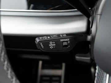Audi Q8 SUV 3.0 45 TDI 231KM 2023 Audi Q8 ZS729RX#45 TDI quattro Podgrz.f Szklany, zdjęcie 14