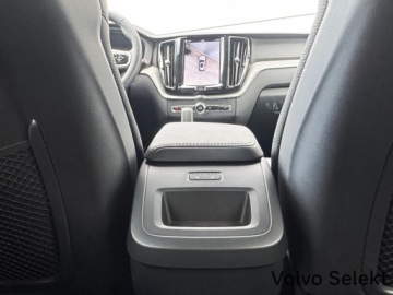 Volvo XC60 II 2025 Volvo XC 60 B5 B AWD Plus Dark | Serwis ASO | Harm, zdjęcie 26