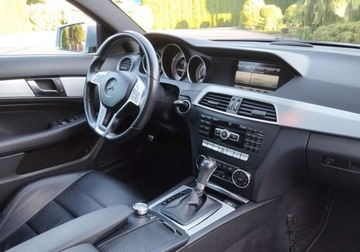 Mercedes Klasa C W204 Coupe 350 BlueEFFICIENCY 306KM 2013 Mercedes-Benz Klasa C AMG-Pakiet V6 3.5B 306Ps Panorama Bixenon Ledy Navi, zdjęcie 15