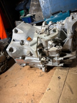 CV6R7002DCA EDGE SKŘÍŇ FORD 1.5 ECOBOTS JAKO NOVÁ 18TYS KM