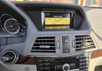 Mercedes Klasa E W212 Coupe 200 CGI BlueEFFICIENCY 184KM 2011 Mercedes-Benz Klasa E Wzorowy E 200 Coupe - 121Tkm - Bezwypadkowy 1.8, zdjęcie 28