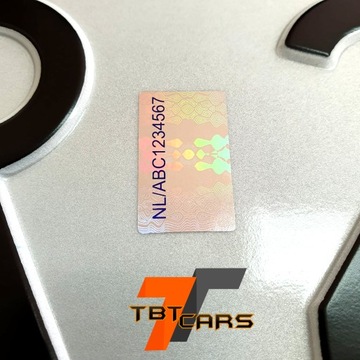 Плата с тиснением польской голограммы.