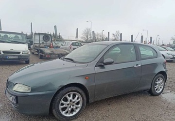 Alfa Romeo 147 Hatchback 1.6 i 16V T.Spark 120KM 2002