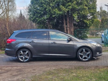 Ford Focus III Kombi Facelifting 1.5 TDCi 120KM 2017 Ford Focus navi grz. fotele grz. kierownica ALU 18 2x kola 1.5, zdjęcie 7