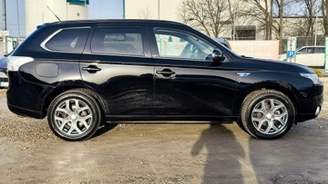 Mitsubishi Outlander III 2014 Mitsubishi Outlander 4x4 Xenon Navi Skóry, zdjęcie 4