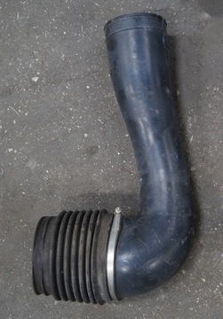 ŁĄCZNIK RURA DOLOTOWA POWIETRZA MAN 81082010572