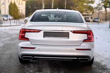 Volvo S60 II Sedan Facelifting 2.0 T4 DRIVE-E 190KM 2019 INSCRIPTION__ KAMERY 360__PANORAMA__HARMAN KARDON, zdjęcie 9