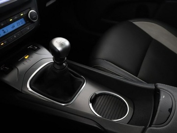 Toyota Avensis III Wagon Facelifting 2015 2.0 D-4D 143KM 2015 Toyota Avensis Executive skóra panorama navi, zdjęcie 27