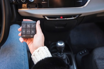 YANOSIK XS E-TOLL + WTYK + 3 MIESIĄCE ABONAMENTU GRATIS