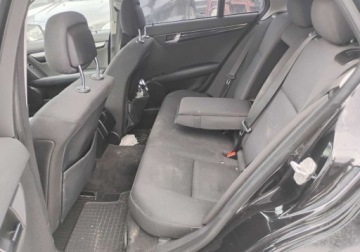 Mercedes Klasa C W204 Kombi T204 1.8 180 K 156KM 2009 Mercedes-Benz Klasa C 2009r, 1.8 LPG. Uszkodzony przod. Jezdzi. 1.8 156KM, zdjęcie 7