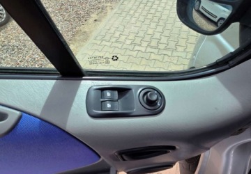 Opel Vivaro A 2006 Opel Vivaro Minivan Kempingowy 135 km 6-Biegow 2.5 Diesel 135KM, zdjęcie 12