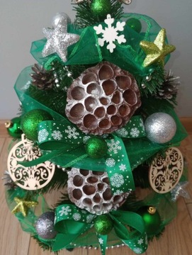 РОЖДЕСТВЕНСКАЯ ЕЛОЧКА маленькая с украшениями и подсветкой, 80 см