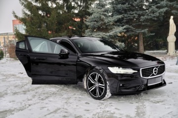 Volvo S60 II Sedan Facelifting 2.0 T4 DRIVE-E 190KM 2019 R-DESIGN__ 5 SZTUK W OFERCIE, zdjęcie 17
