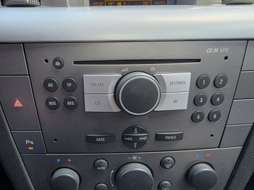 Opel Vectra C Sedan 1.8 ECOTEC 122KM 2005 Opel Vectra 1.8 Benzyna 122 KM, Klimatyzacja,, zdjęcie 15