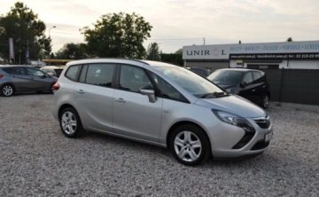 Opel Zafira C Tourer 1.4 Turbo ECOTEC 140KM 2016 Opel Zafira 7 osobowy 1.4 Turbo Benzyna Nawigacja Tempomat Cz. parkowania, zdjęcie 30