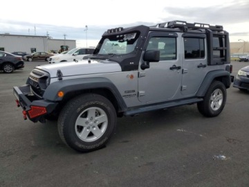 Jeep Wrangler III Unlimited Facelifting 3.6 V6 286KM 2016 Jeep Wrangler UNLIMITED SPORT 2016 3.6 Benzyna 285KM, zdjęcie 1